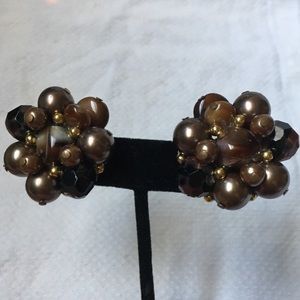 50s 60s Trifari earrings clip-on